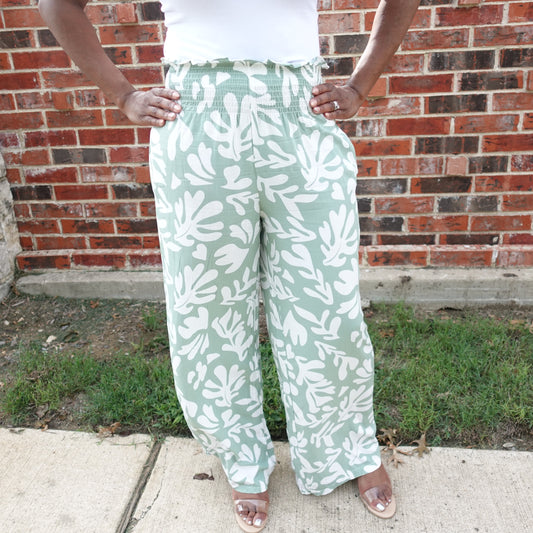 Printed Loose Pant/ Green and White