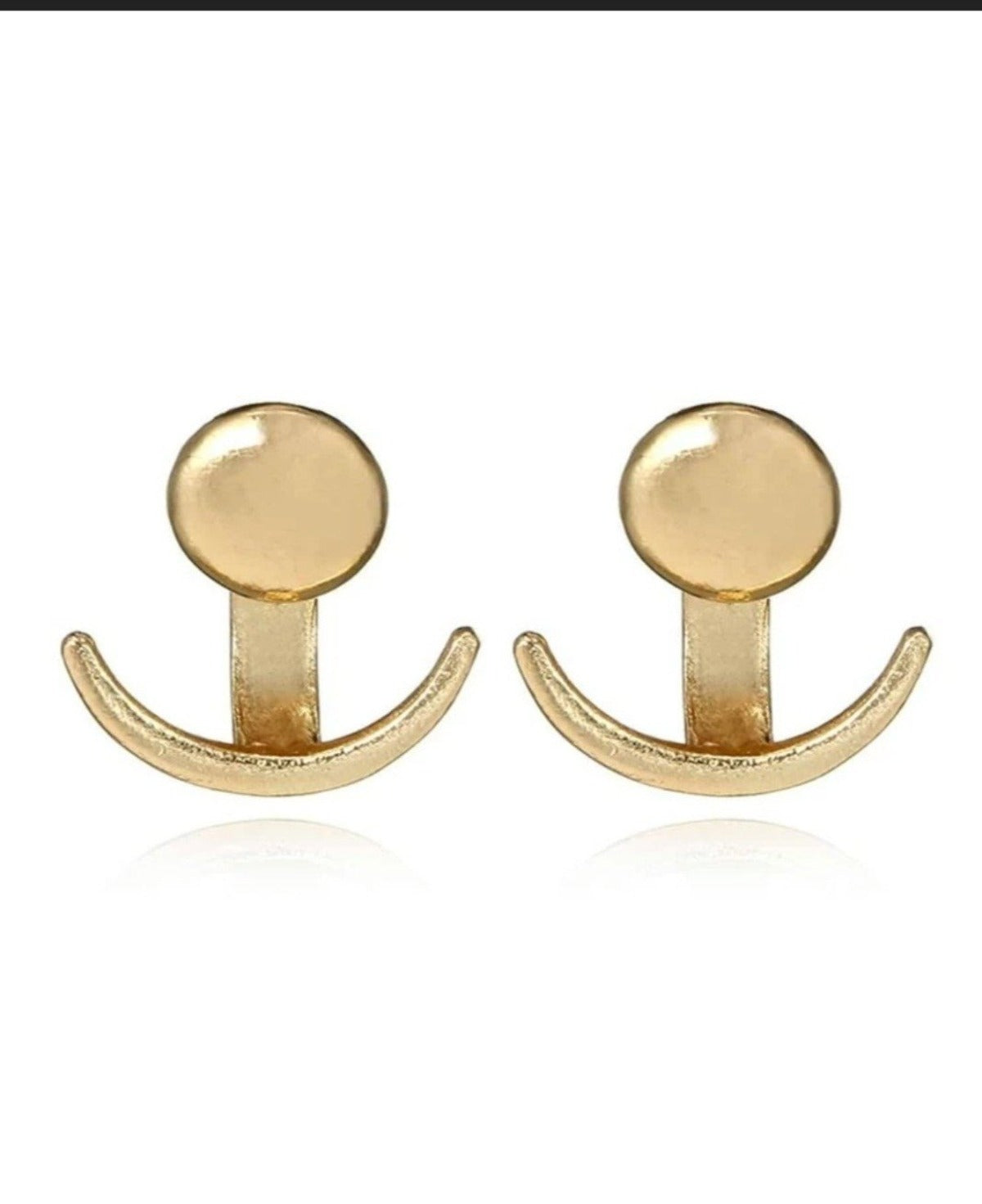 Round Stud Swing Detail Earrings